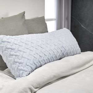 Almohada sherpa repujado azul hielo 50 x 120 cm