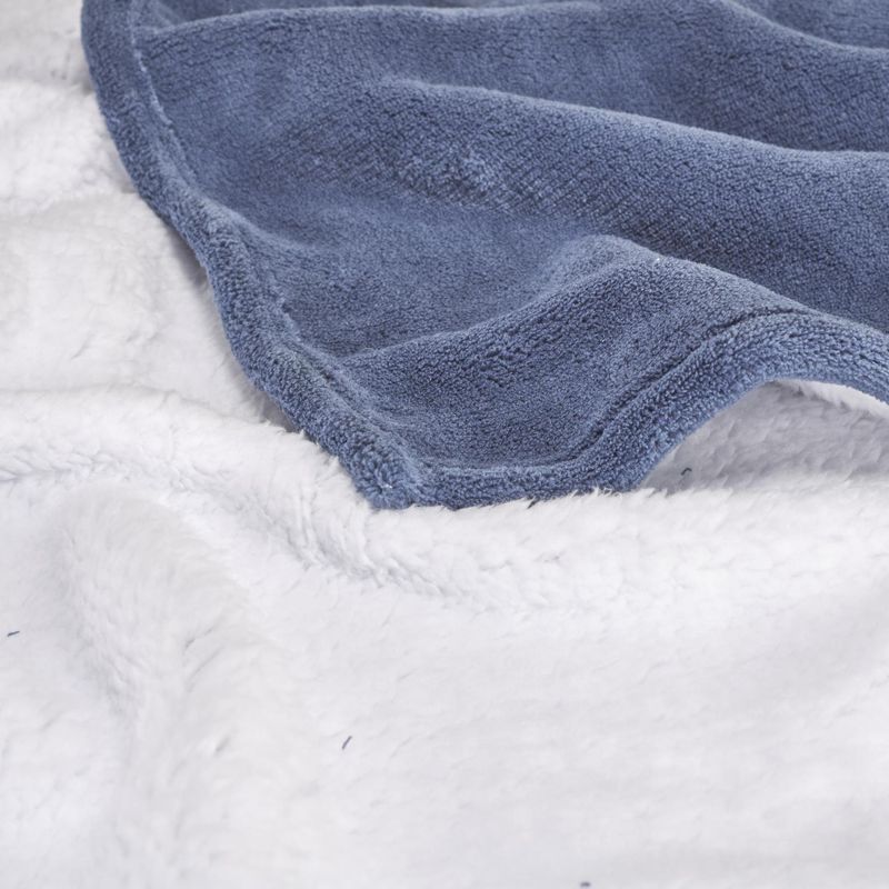 COBIJA-FUSION-FLANNEL-OVEJERA-155x205-AZUL-INDIGO-BLANCO