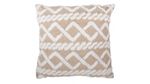 COJIN-SHERPA-45X45-TRENZA-BEIGE-BLANCO