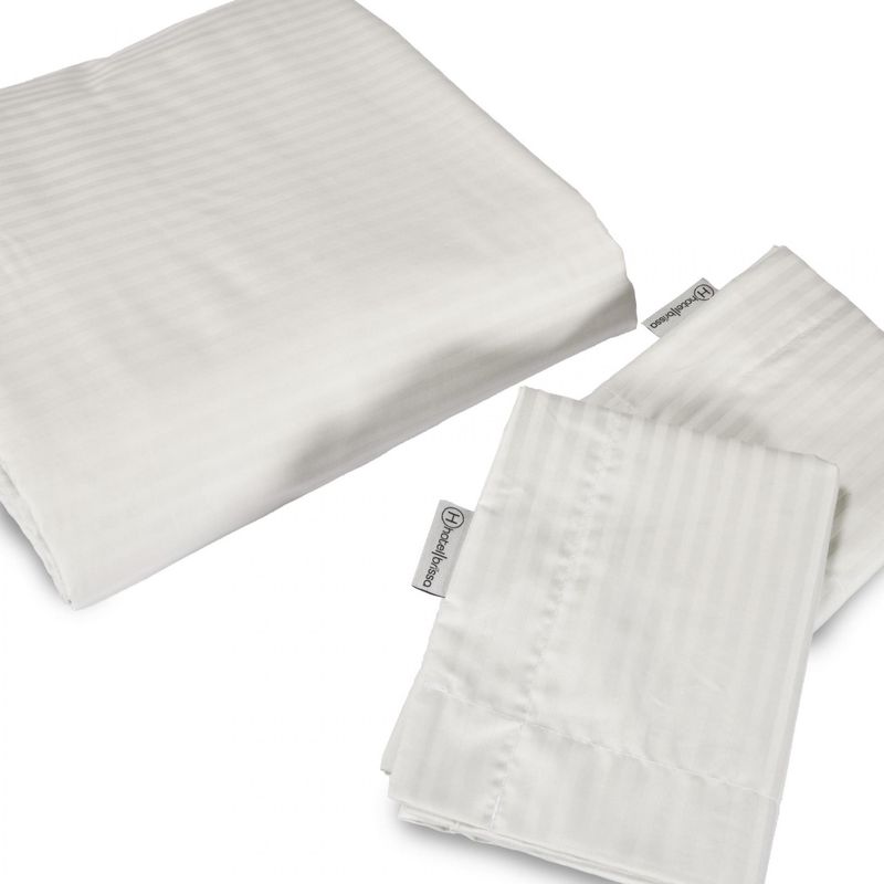 Forro-para-plumon-tipo-hotel-tela-300-hilos-gris-pastel