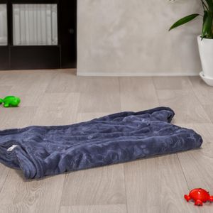 Cobija para mascotas flannel embosada caritas indigo