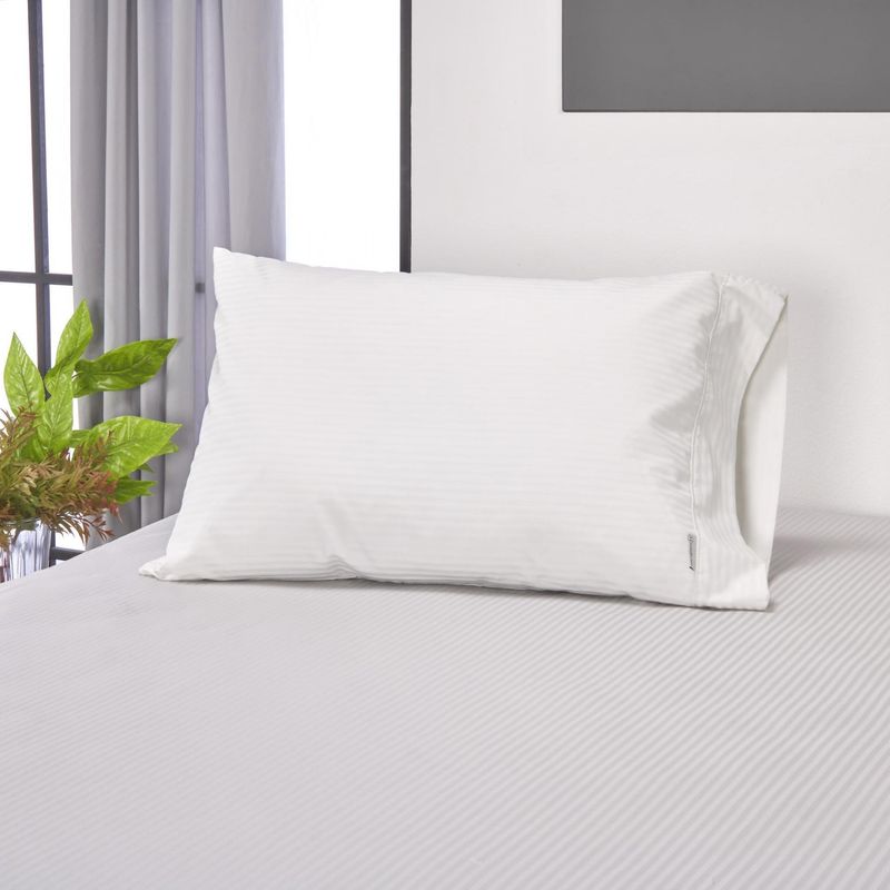 ALMOHADA-FUNDA-300-HILOS-TIPO-HOTEL-50x70-GRIS-PASTEL