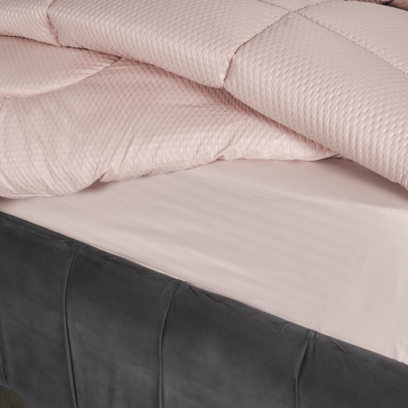 Combo-Plumon-corrugado-mas-fundon-de-almohada-mas-ajustable-rosa