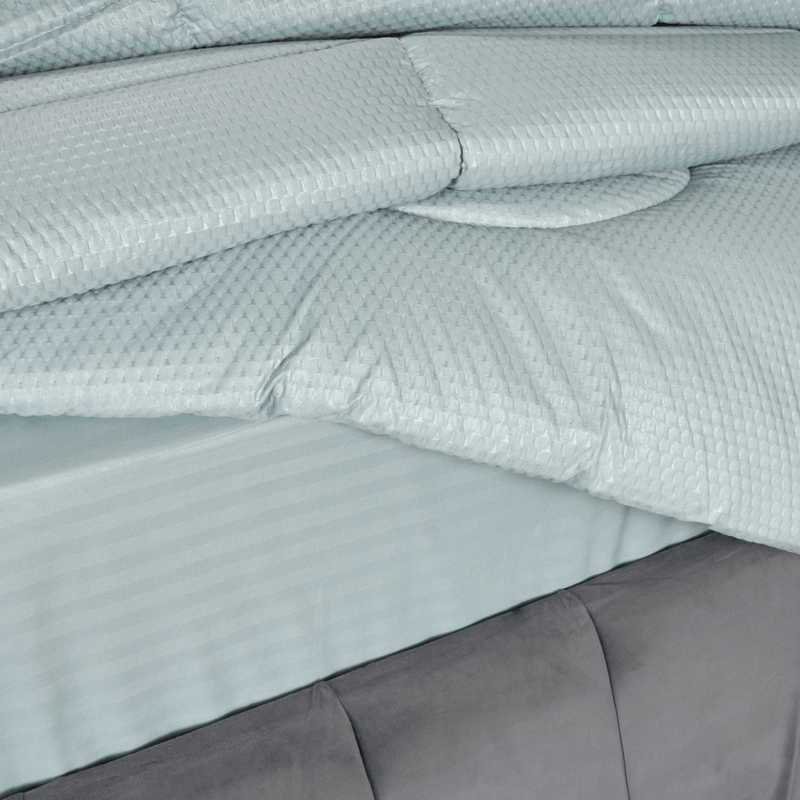 Combo-Plumon-corrugado-mas-fundon-de-almohada-mas-ajustable-verde