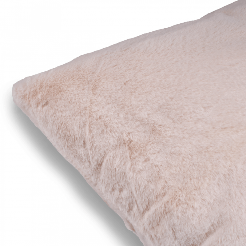 COJIN-FUR-UNICOLOR-45X45-LISO-ROSADO-CLARO