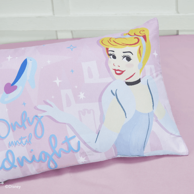 COJIN-ESTAMPADO-25x35-PRINCESAS