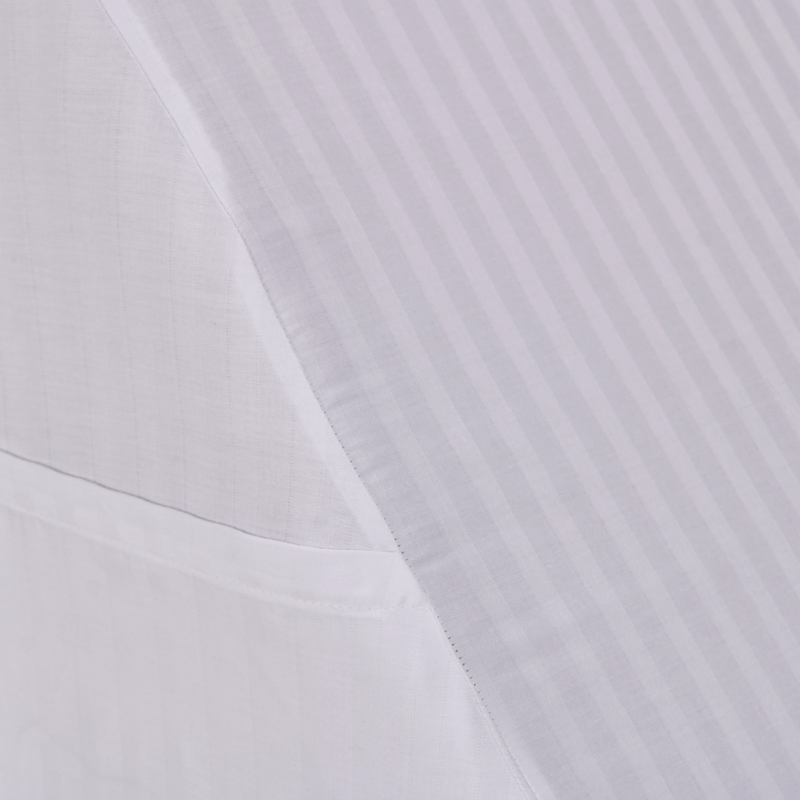 FORRO-COJIN-TV-ALTOS-HILOS-TIPO-HOTEL-45x45x35-BLANCO