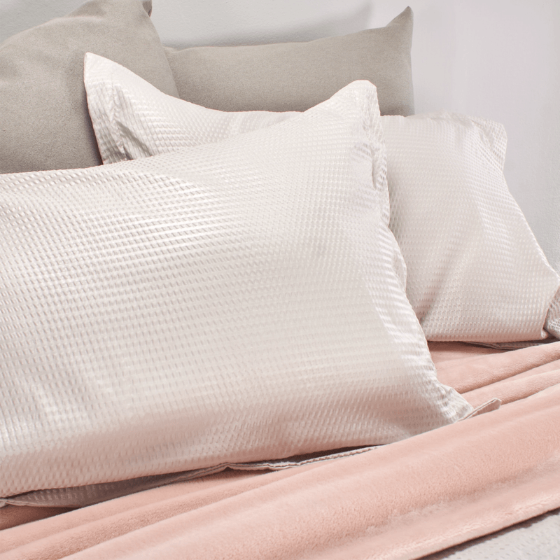FORRO-PLUMON-MICRO-COR-UNI-EXTRADOBLE-PERLA