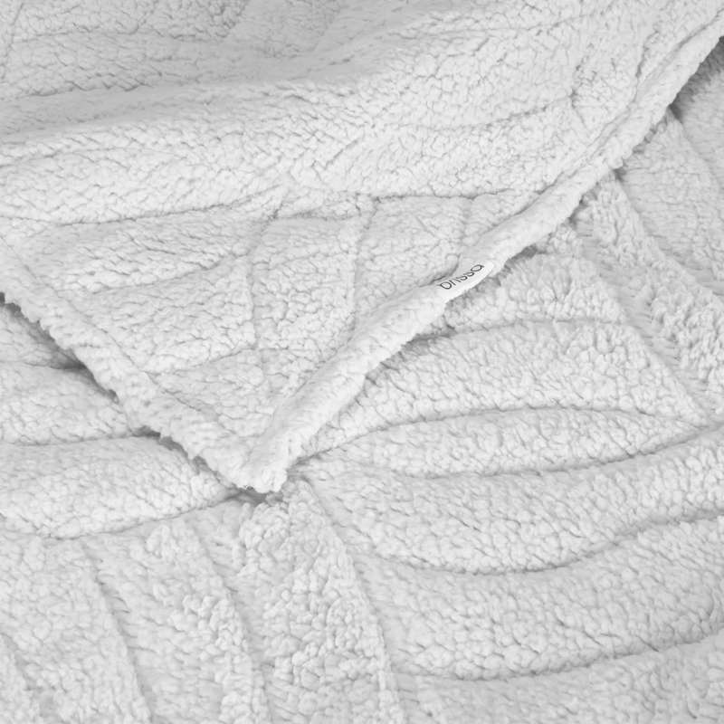 MANTA-SHERPA-ULTRAS-UNI-110x140-GRIS-NUBE-7702997977381_2