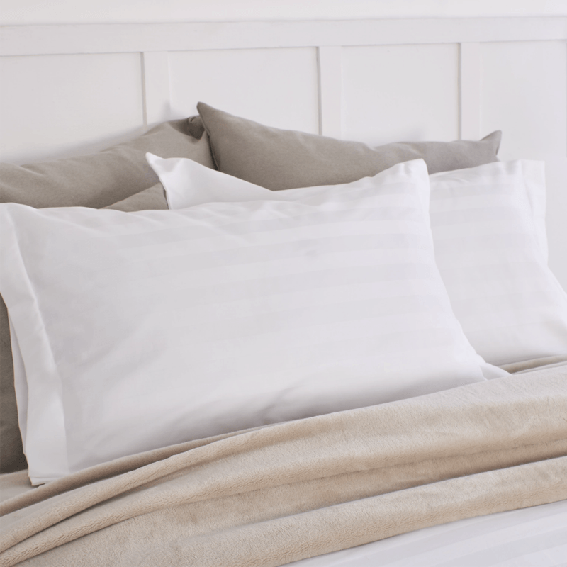 SETx2-FUNDONES-230H-UNI-LINEA-2.5CM-50x70-BLANCO-7702997180330