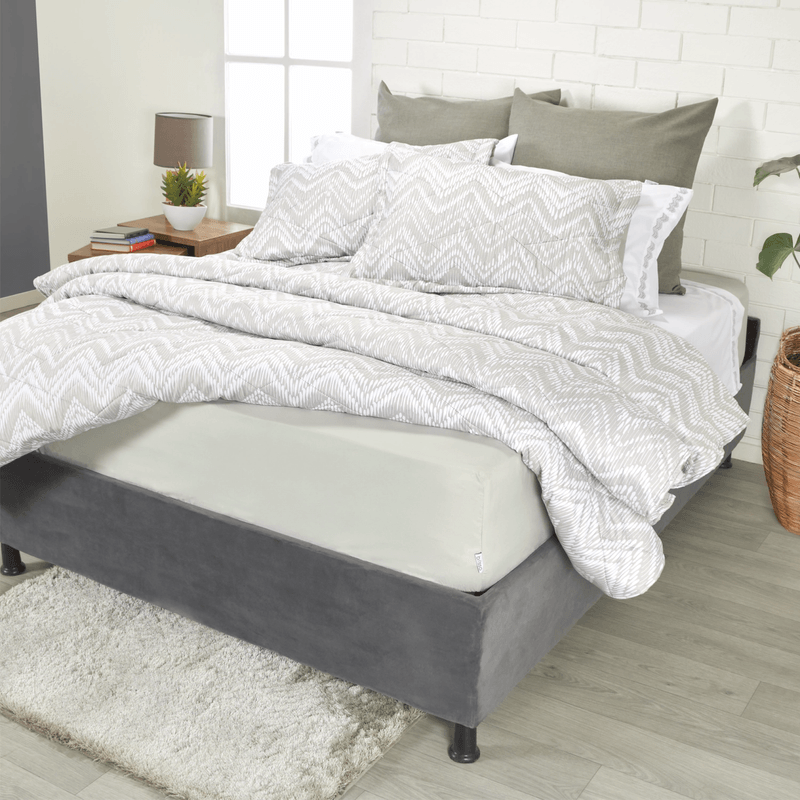 PQT-CUBRELECHO-JGO-SAB-MICRO-BORD-DOBLE-TEER-GRIS-P-7702997535536