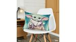 Cojin-velvet-estampado-grogu