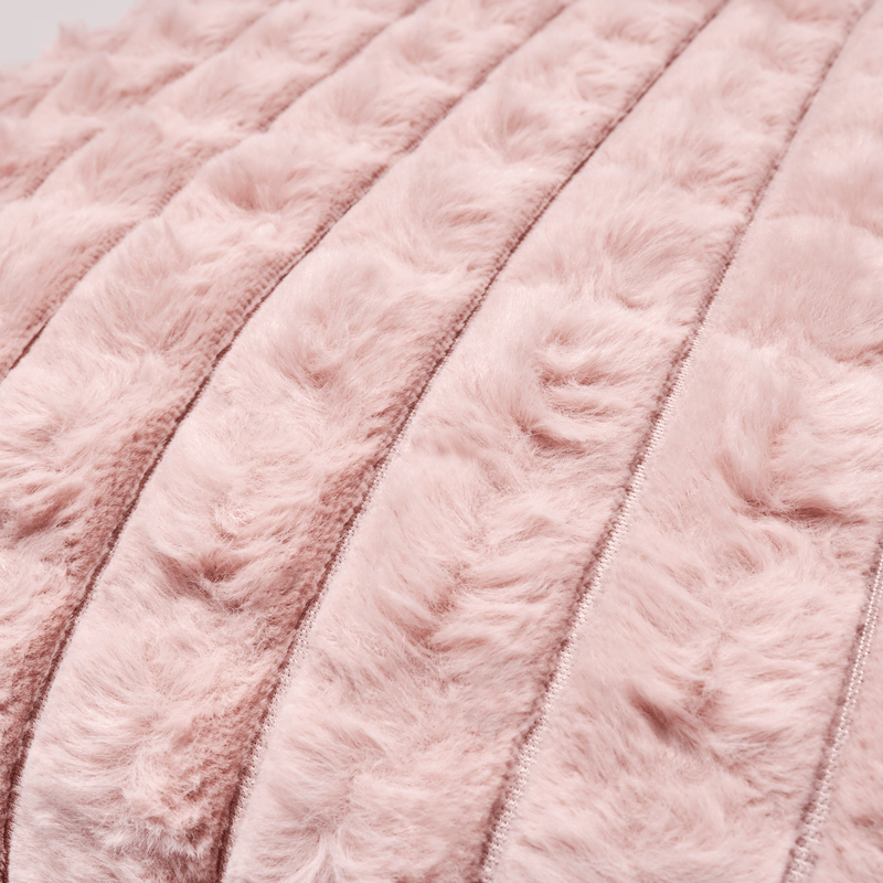 Cojin-fur-cuadros-rosa-loto