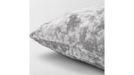 Cojin-velvet-embosado-gris-nieve