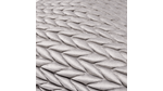 Cojin-velvet-trenza-gris-nieve