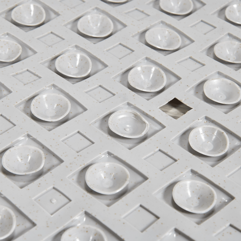 TAPETE-DUCHA-ECO-PVC-38X75-CUADROS-GRIS-CLARO