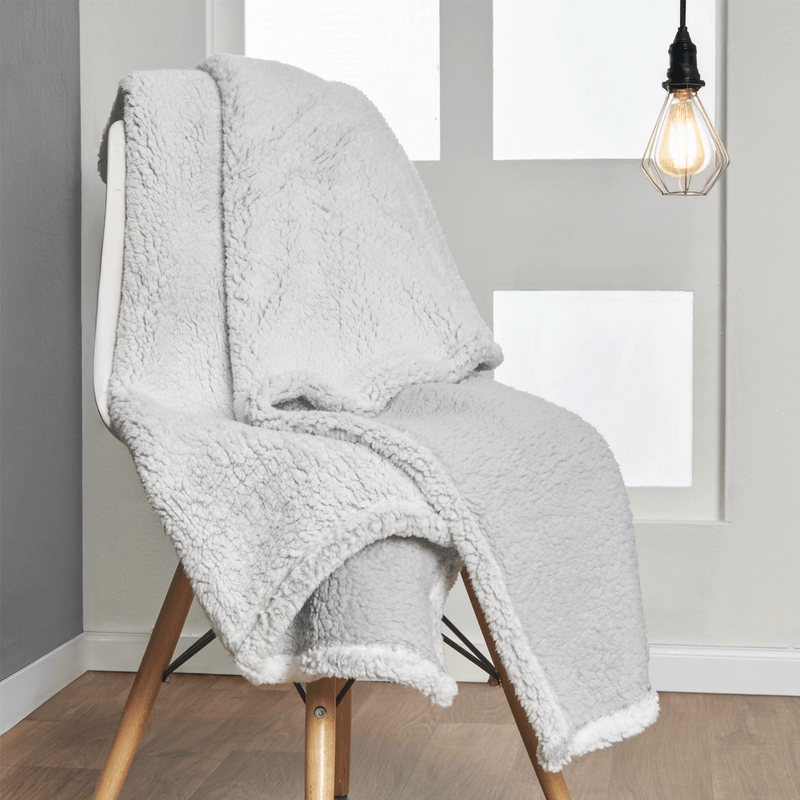 MANTA-SHERPA-420GSM-BICOLOR-JASPEADO-125X150-GRIS-NIEVE-BLA