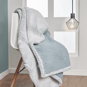 Manta sherpa 420 gsm bicolor jaspeado verde eucalipto/blanco