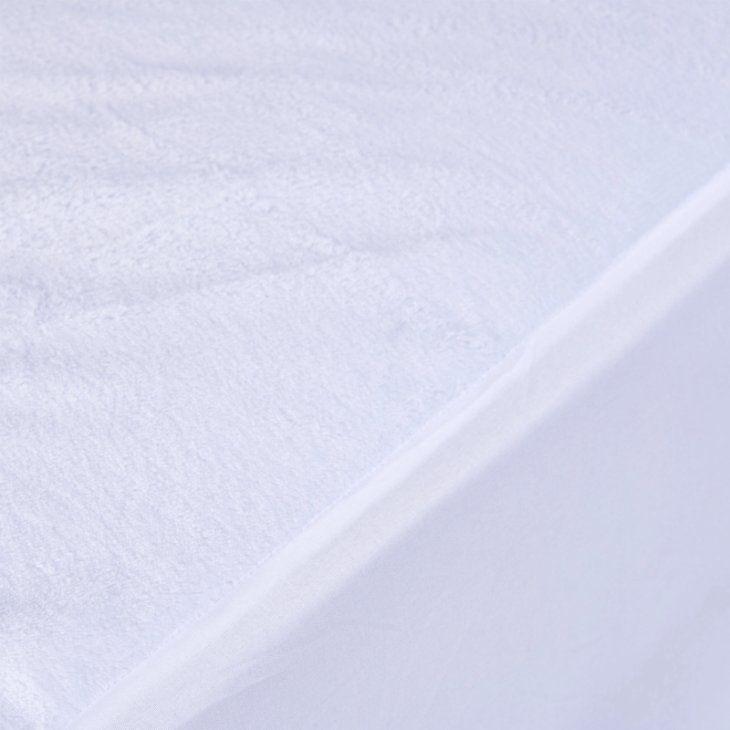 PROT.COLCHON-CORAL-ANTIFLUIDO-EXTRADOBLE-BLANCO