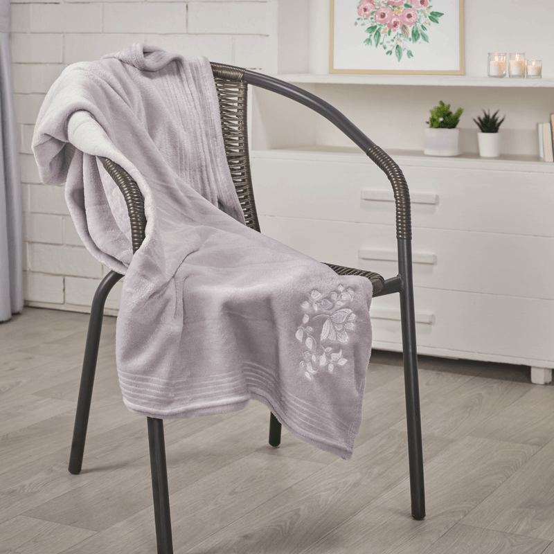 MANTA-FLANNEL-BORD-125x150-MALVA-G-LAILA-BL7702997152726