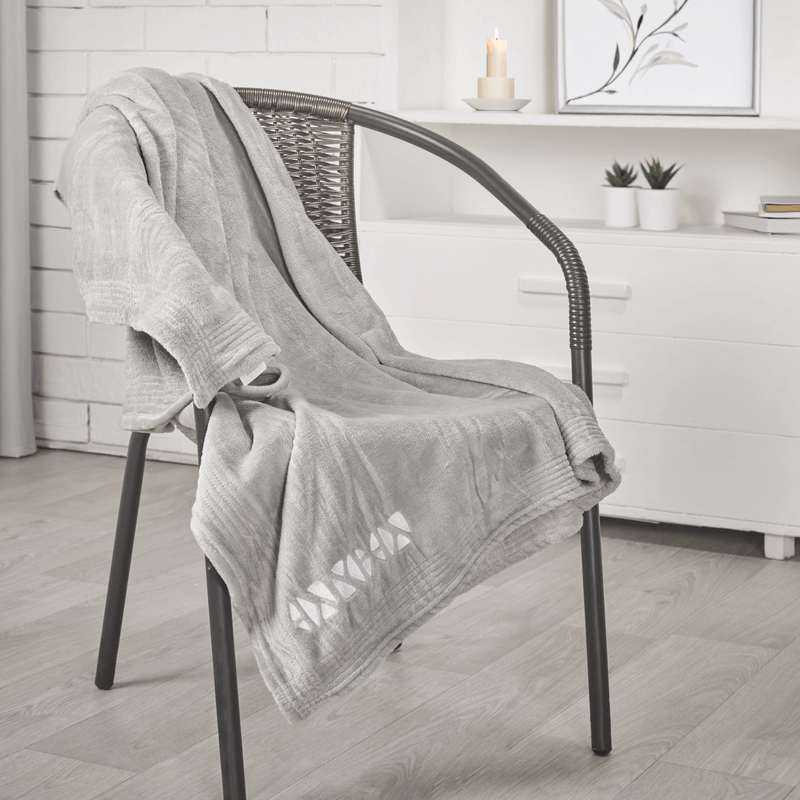 MANTA-FLANNEL-BORD-125x150-GRIS-N-RAIK-BLA7702997987243