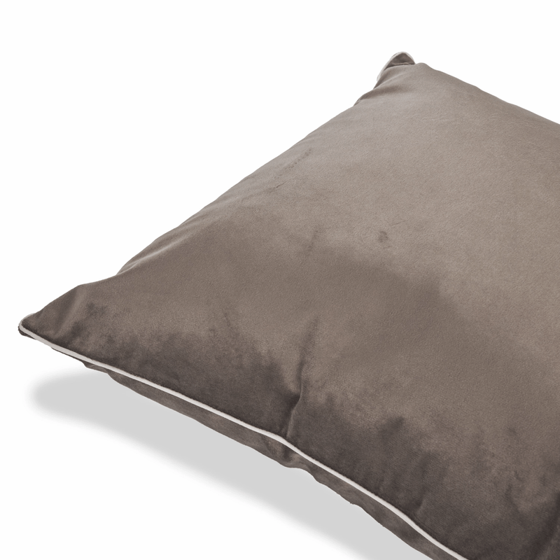 COJIN-NUIT-VELVET-EMBONE-45x45-CAFE-7702997595738_2