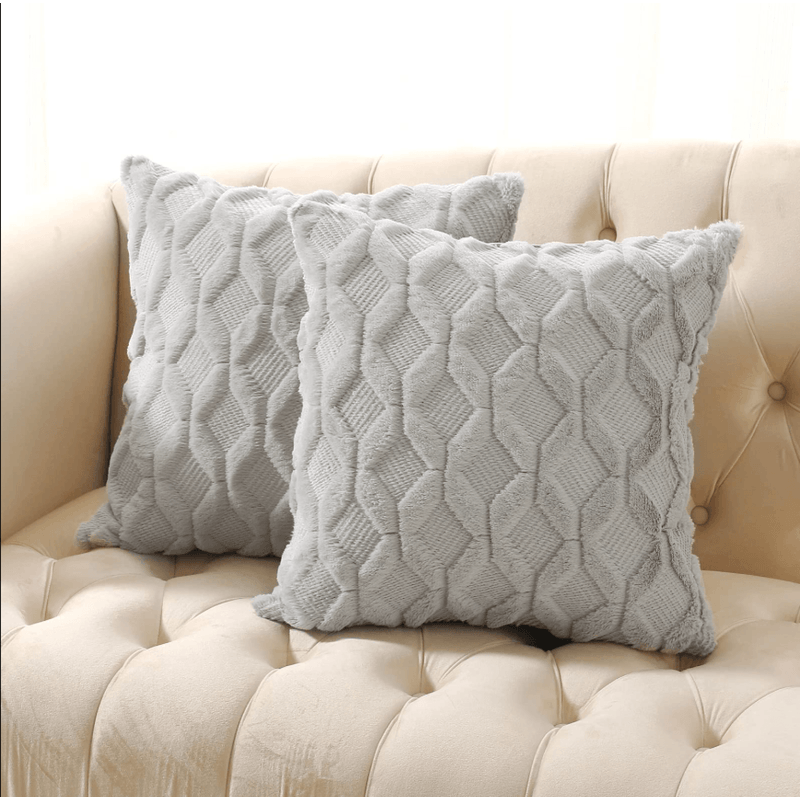 COJIN-FUR-45X45CM-ROMBOS-GRIS-CLARO