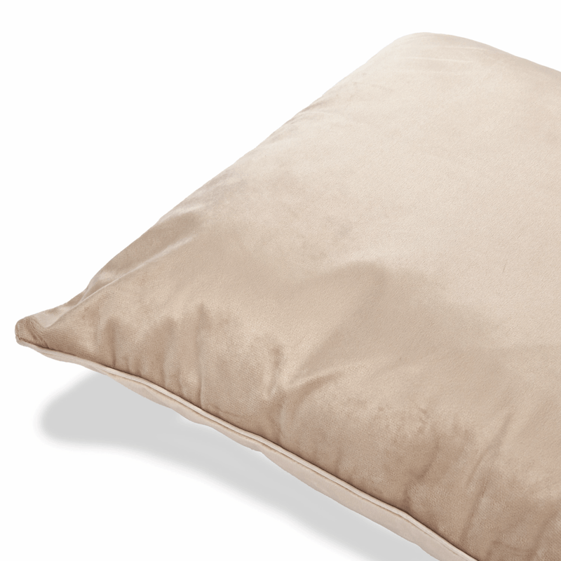 COJIN-NUIT-VELVET-EMBONE-45x45-PERLA-7702997579462_2
