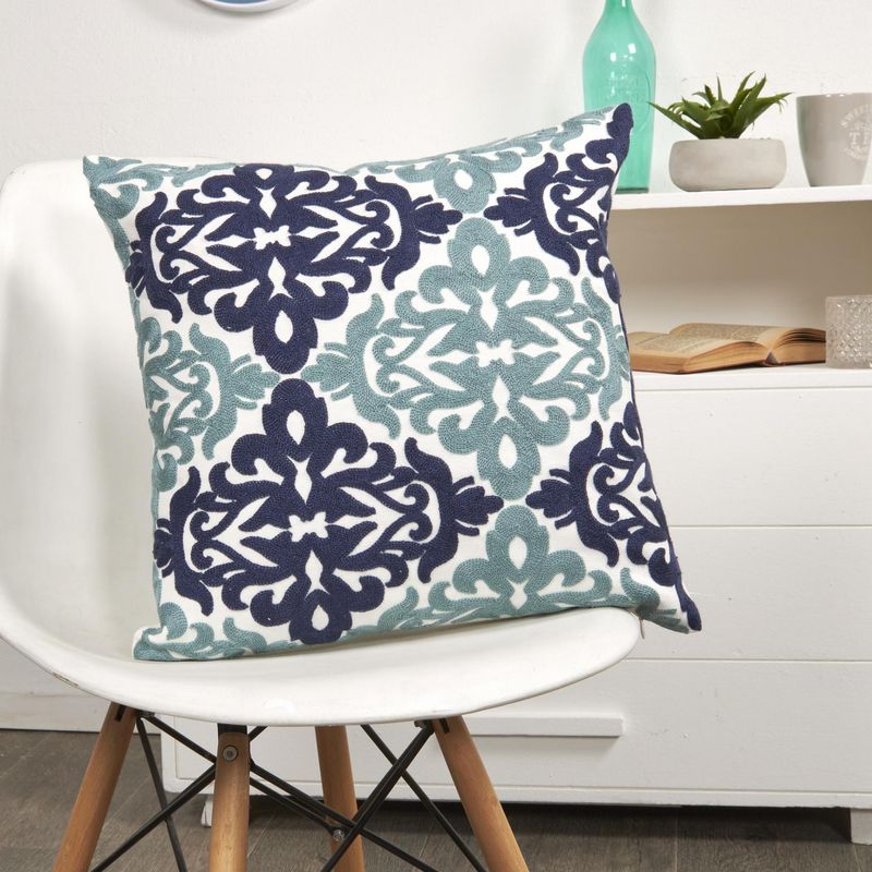 FORRO-COJIN-ALG-BORDADO-45X45-FREDRI-AZUL