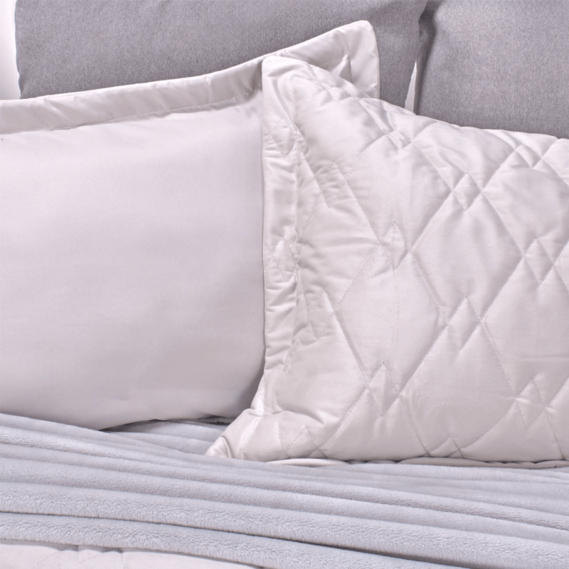 CUBRECAMA-VELVET-MICRO-UNI-EXTRADOBLE-PERLA