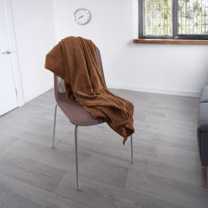 Manta flannel unicolor camel medio 125 x 150 cm