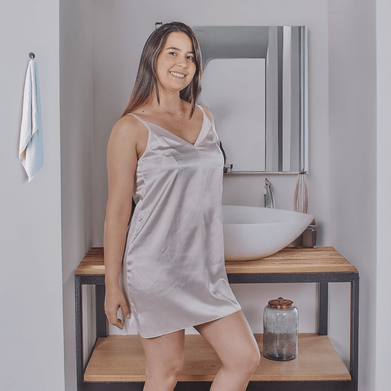 Bata-pijama-satin-unicolor-champaña