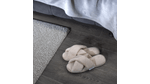 PANTUFLAS-TRENZADA-FLANNEL-UNI-38-39-CHAMPAÑA