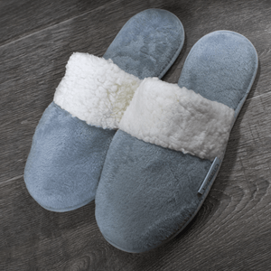 Pantuflas flannel/sherpa unicolor verde eucalipto