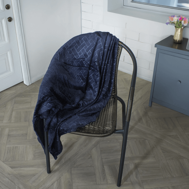 MANTA-EMBOSADA-FLANNEL-FLEECE-130X170-AZUL-NAVY