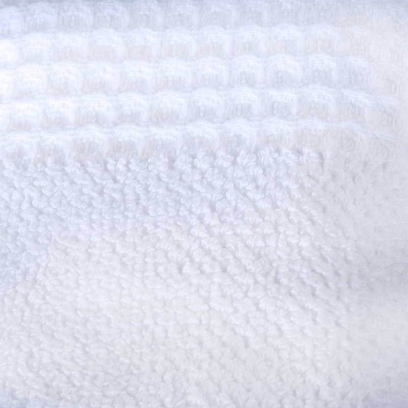 TOALLA-ALG-550GSM-BAÑO-70X130-CENEFA-WAFFLE-BLAN