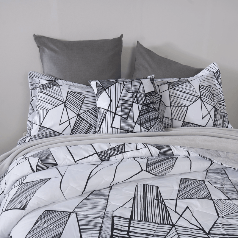 CUBRECAMA-MICRO-FLANNEL-EXTRADOBLE-ZACK