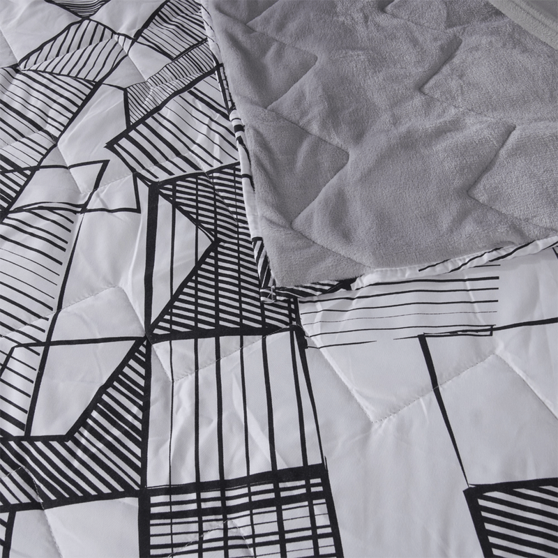 CUBRECAMA-MICRO-FLANNEL-EXTRADOBLE-ZACK
