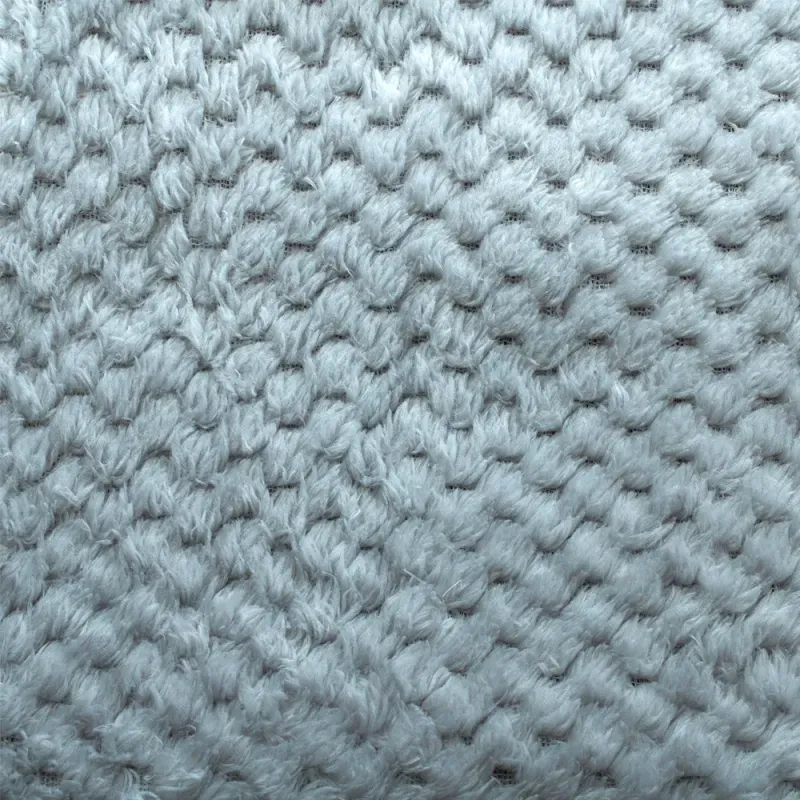 MANTA-FLANNEL-JACQUARD-130X170-CADENA-GRIS-NIEVE_7702997049330_1