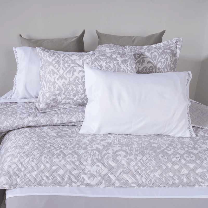 PQT-CUBRE-JGO-SABA-MICRO-BORD-EXTRADOBLE-KIRIA-MALVA-GRIS