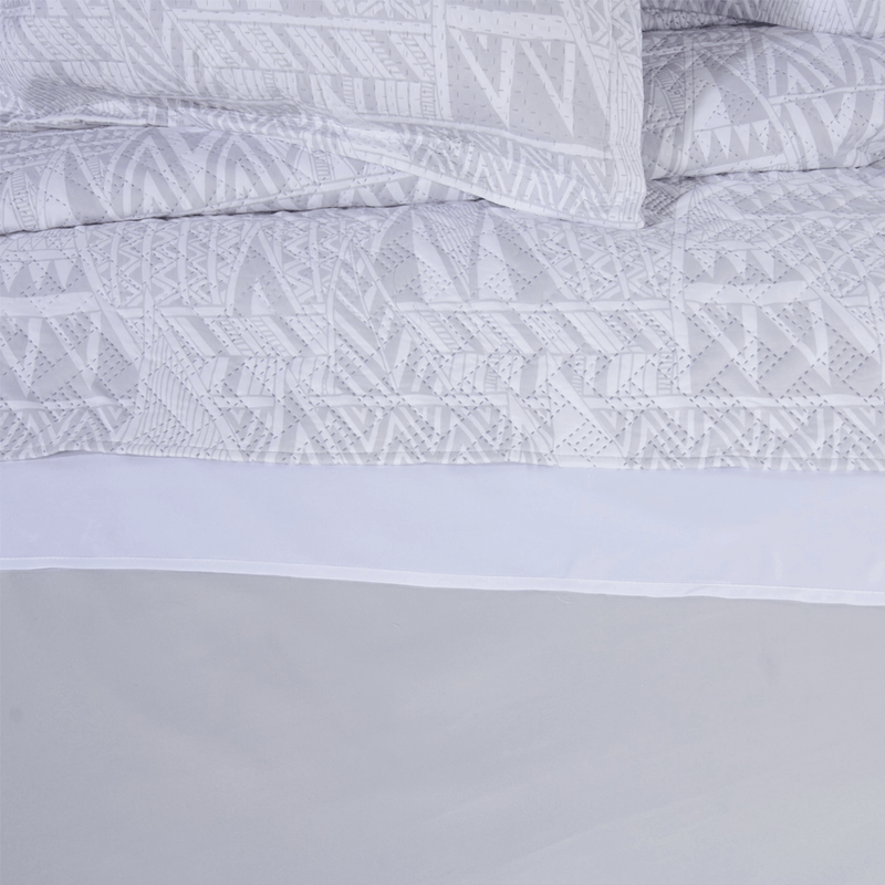 PQT-CUBRE-JGO-SABA-MICRO-BORD-EXTRADOBLE-TIPI-GRIS-NIEBLA