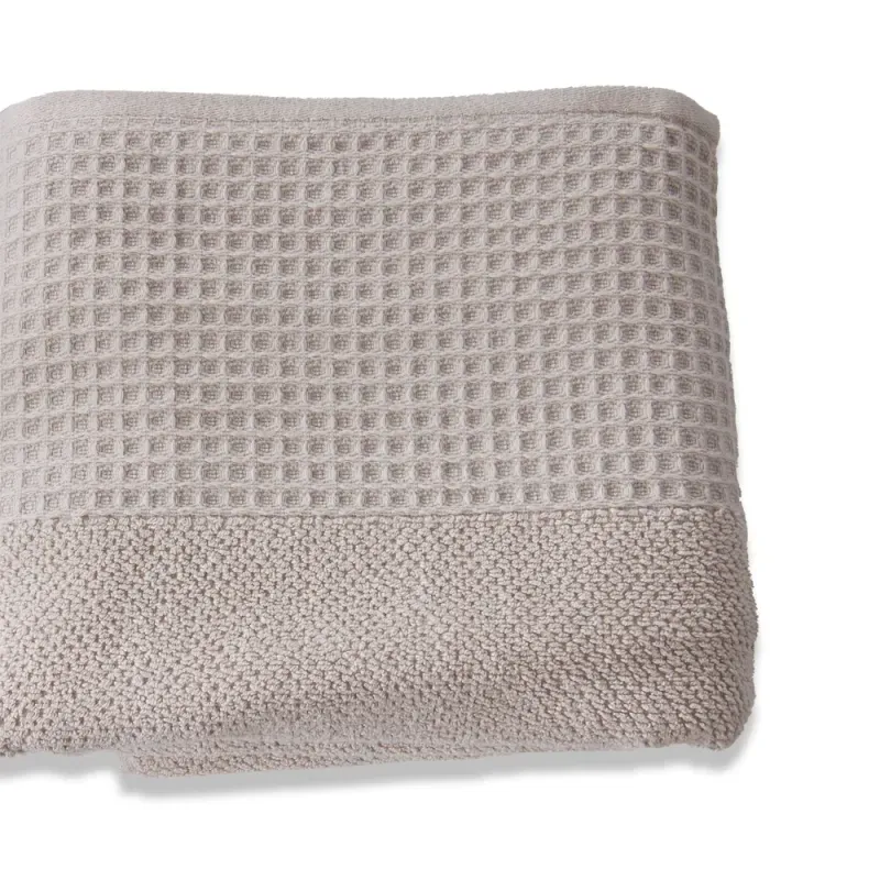 TOALLA-ALG-550GSM-SPA-90X150-CENEFA-WAFFLE-PERLA_7702997754814
