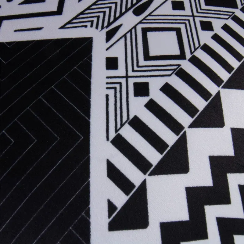 COJIN VELVET ESTAMPADO 45X45 ROGERS_7702997853319_2