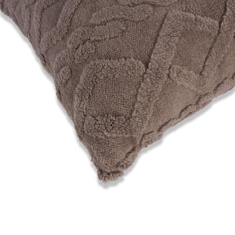 COJIN-SHERPA-45X45-TRENZA-CAFE