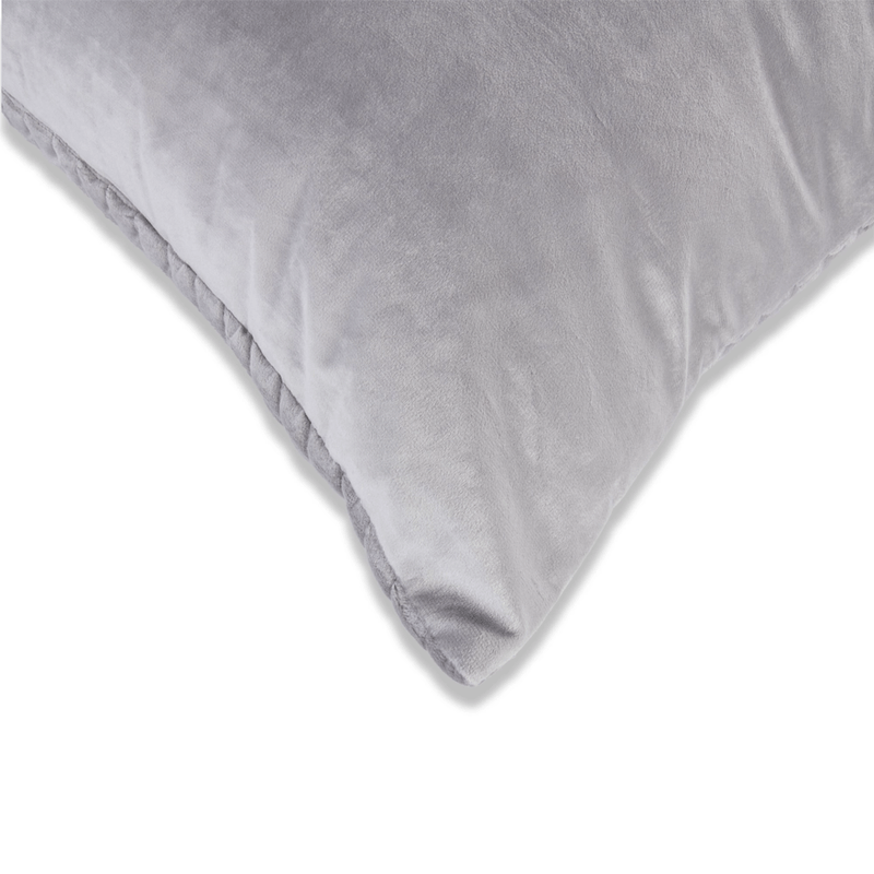 COJIN-VELVET-60X60-TRENZA-GRIS-NIEVE