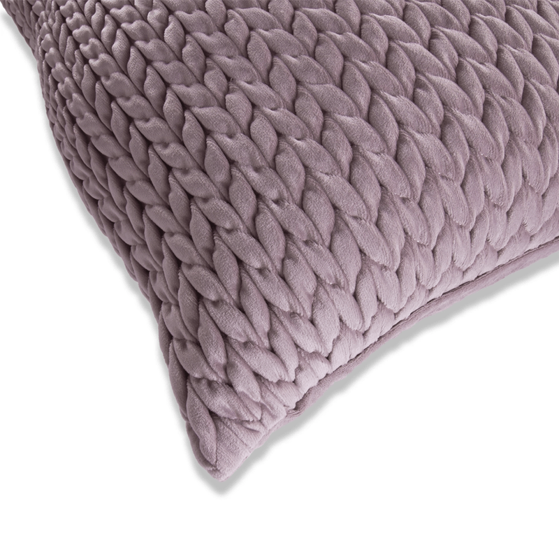 COJIN-VELVET-60X60-TRENZA-ARCE-ROSA