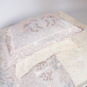 Juego de sábanas microfibra estampado arboreo